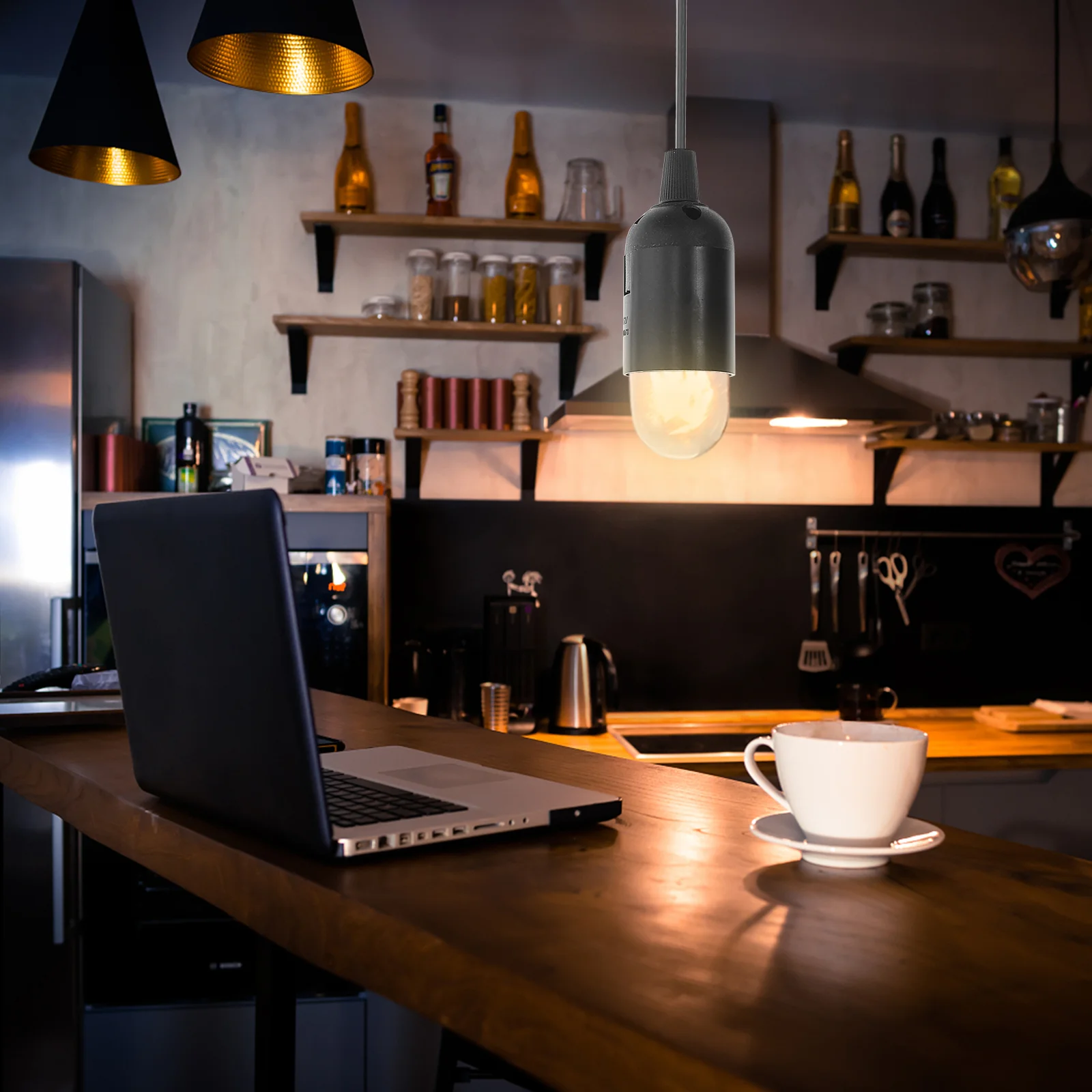 Cordoncini di prolunga Portalampada sospeso con filo di luce Presa in plastica Lampadario Strumenti dentali Polimerizzazione lampadina nera