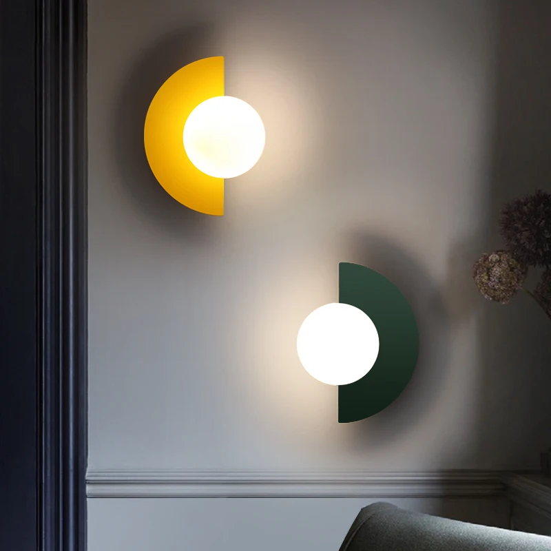 Lâmpada de parede led nordic ferro forjado quarto cabeceira luz parede simples colorido bola plástico interior sala estar arandela casa decorações