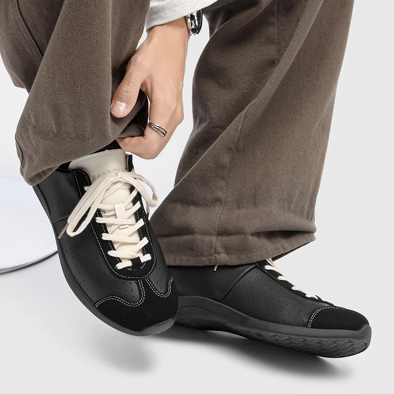 

High Quality Casual Retro Comfortable Shoes 2026 Tied Bicolor Pumps Round Toe Flat with Shallow Lace Up Sneakers Brown Men