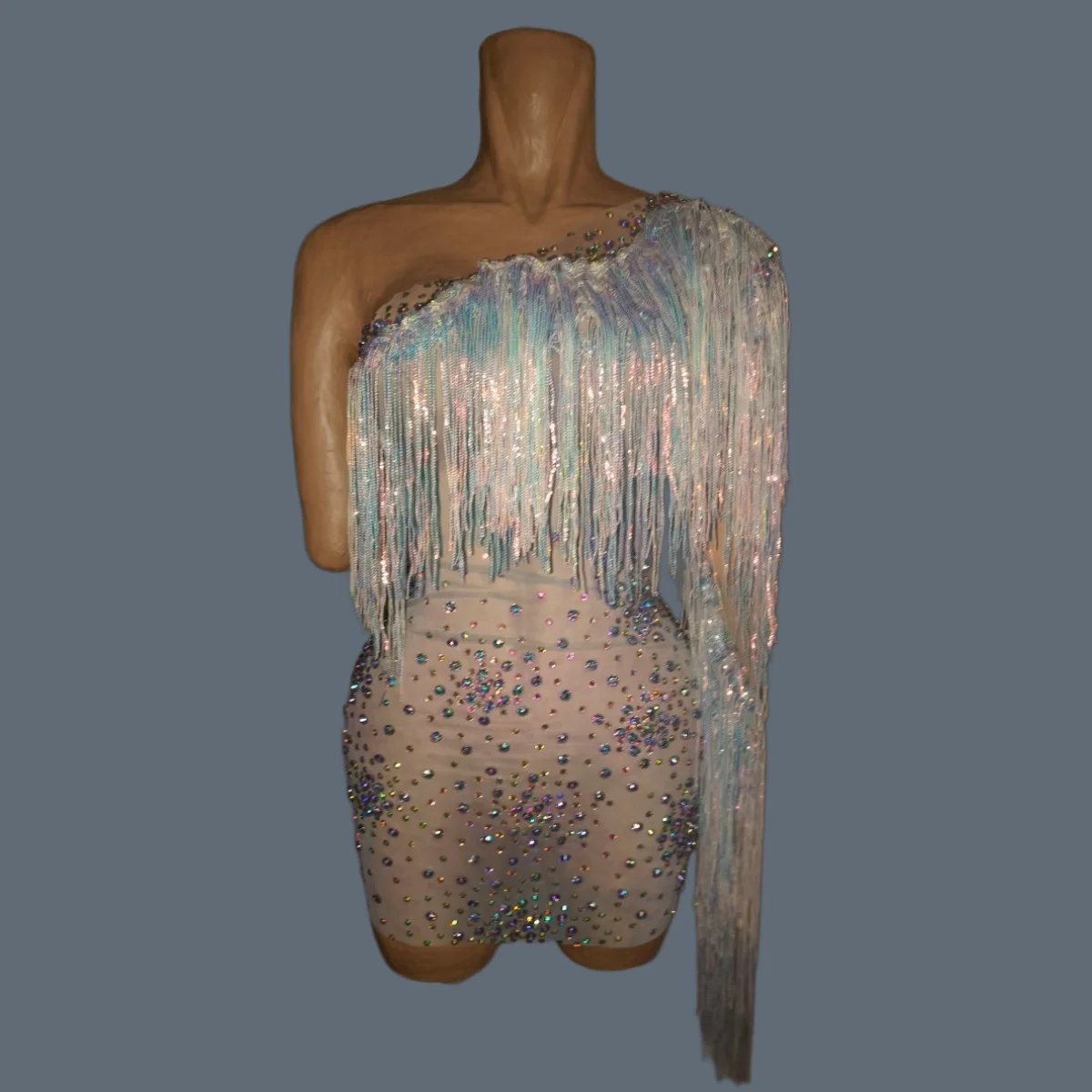 

Блестящее мини-платье с одним открытым плечом, стразами и сетчатыми вставками, с бахромой, для танцев, вечеринок, ночных клубов, дней рождения, Keshui