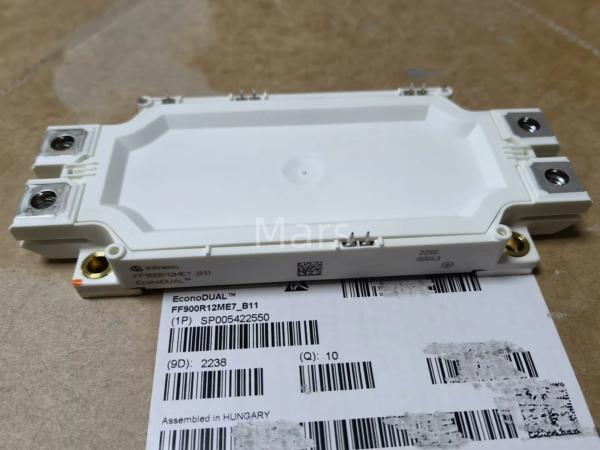 

FF900R12ME7_B11 FF900R12ME7-B11 NEW AND ORIGINAL MODULE