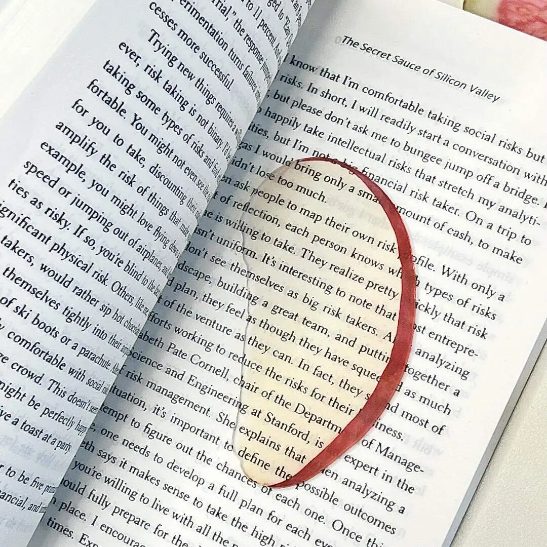 

Cute Fruit Slice Bookmark Acrylic Creative Funny Apple Lemon Slices Book Marks Reading Gift Kawaii Stationery Book Marking Card