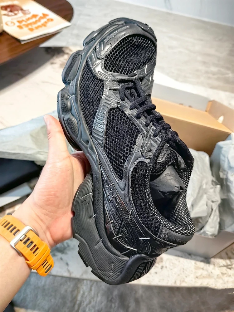 

Парижские кожаные кроссовки для пар в стиле уличной моды с круглым носком, с эффектом поношенности, для женщин, спортивные, повседневные.