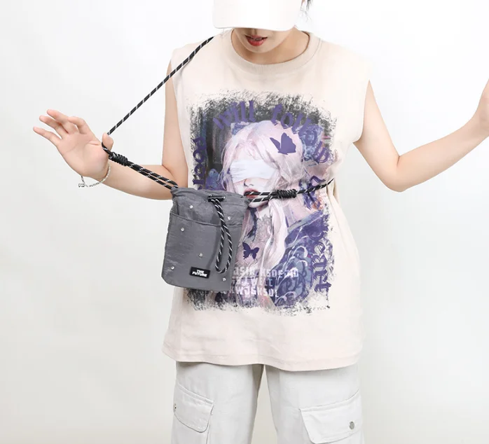 

Small niche design Korean style drawstring vertical phone bag, women's trendy brand diamond inlaid mini nylon fabric crossbody 1