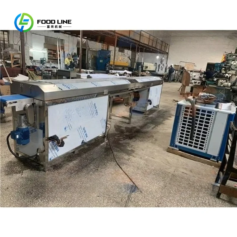 Customized Commercial Bakery Doughnut Glazing Filling Machine CE Certification Cake Donut Production Line