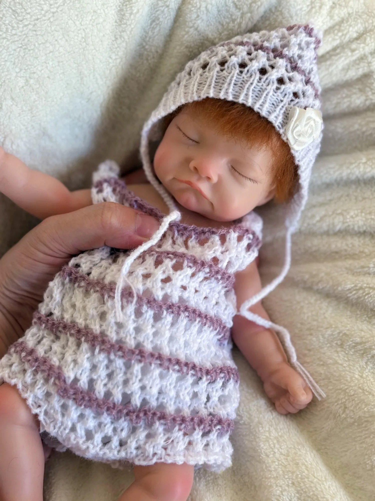 25 cm Handgemachte Reborn Baby Puppen Verwurzelt Haar Nettes Mädchen Ganzen Körper Weiche Silikon Neugeborenen Baby Puppe Spielzeug Für Kinder geschenk De Silikon