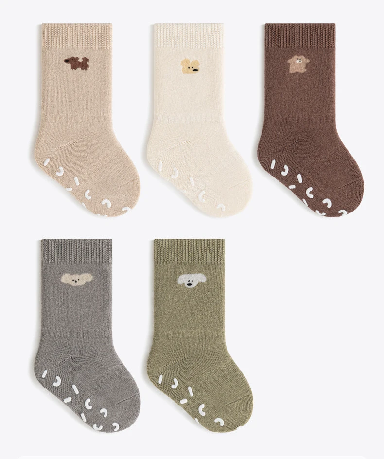 3/5 Paar rutschfeste Socken für Kleinkinder, Winter, dick, aus Frottee, warm, niedliche Cartoon-Baumwollsocken für Neugeborene, Jungen und Mädchen. – Detail 2