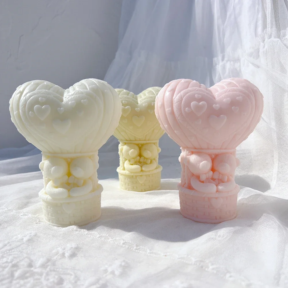 Teddy Bear in Heart Balloon Candle Mold Valentine's Day Gift sitting Bear Hot Air Balloon Silicone Mold Home Decor Wedding Gift