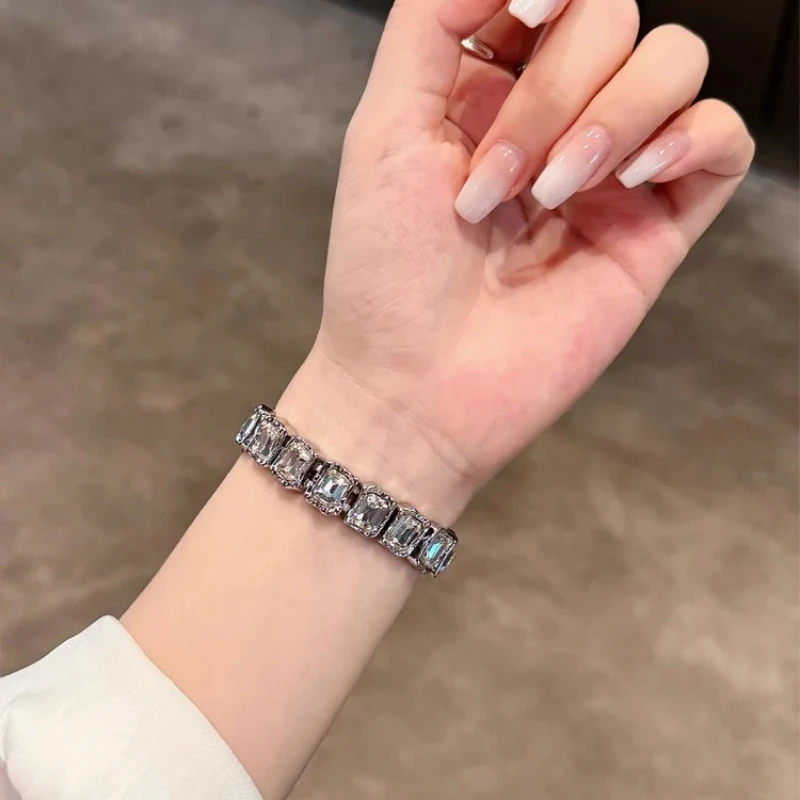Elastic Diamond Strap For Apple Watch Band 38mm 40 41 42 44 45 46 49mm Women Jewelry Bracelet iWatch Series 12 11 10 9 8 7 6 5 4 - view 6
