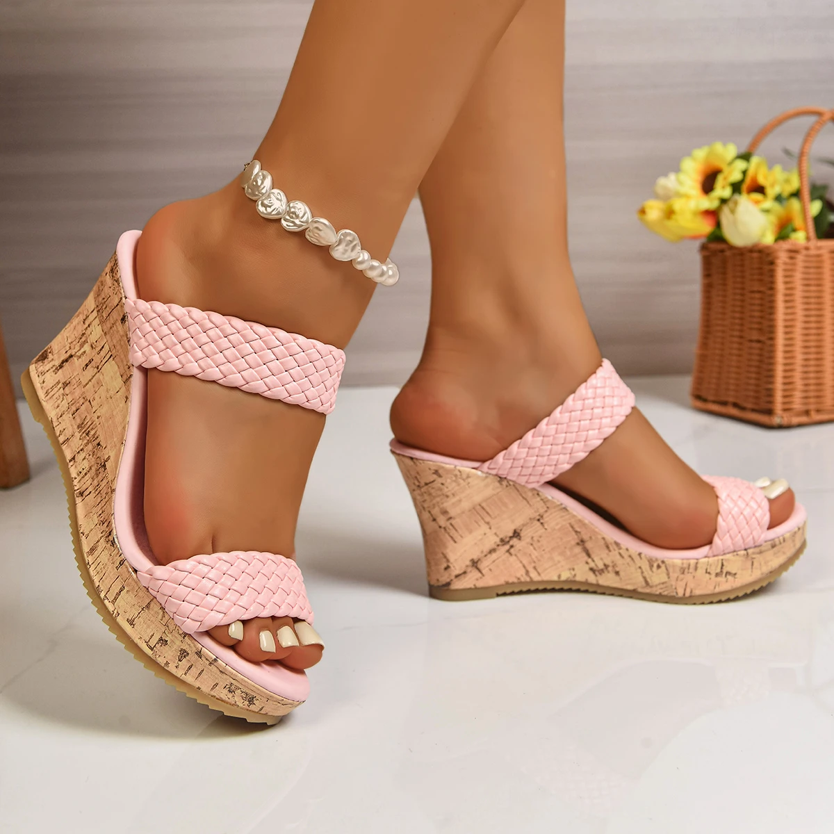 

Women Metal Buckle Slippers Flats Platform Flip Flops Shoes Female Summer Beach Sandals Fashion New Casual Open Toe Slides