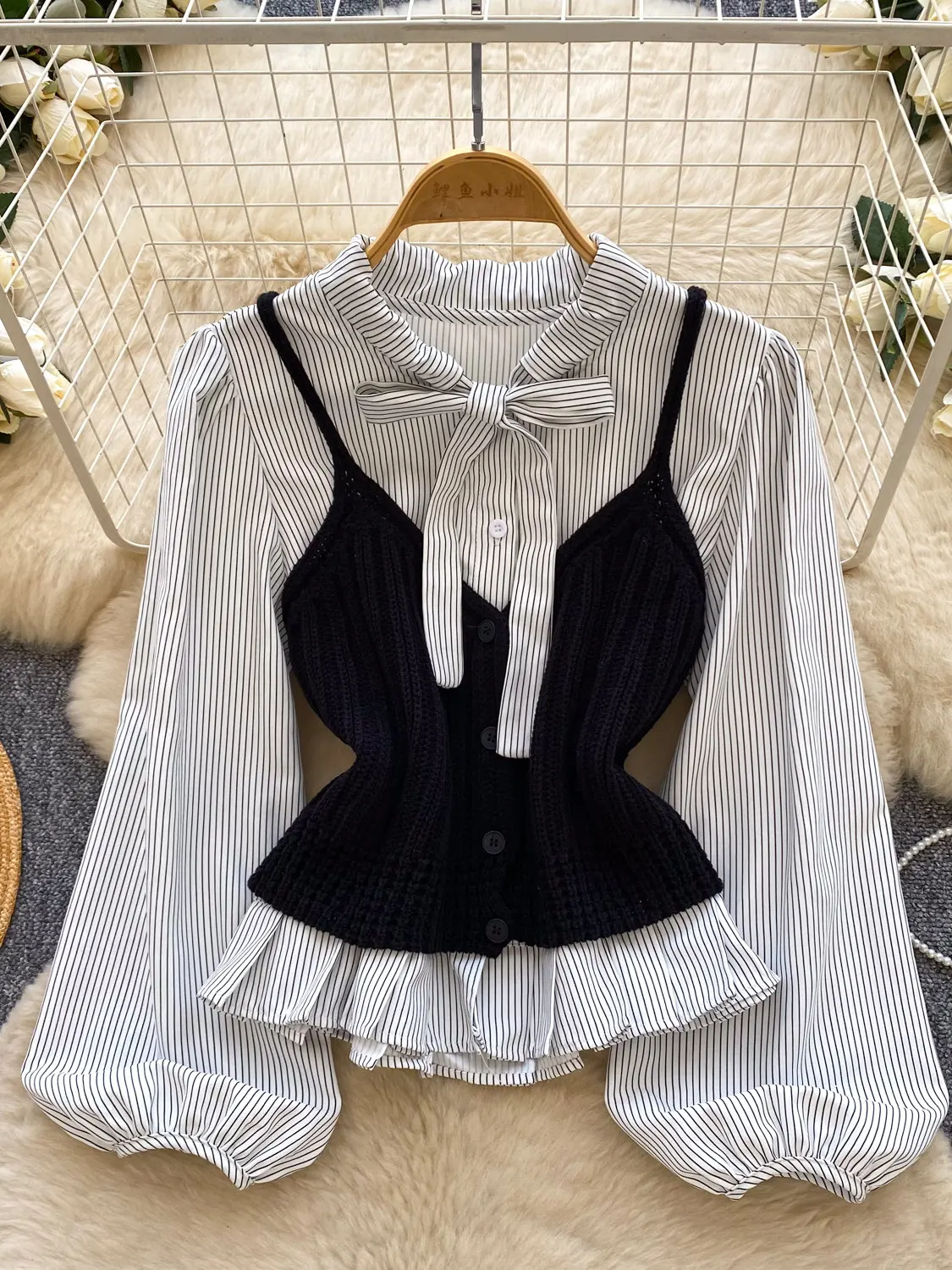

Women's Spring Autumn New Knitted Vest + Long Sleeve Single Breasted Stripe Shirts Two-piece Sets