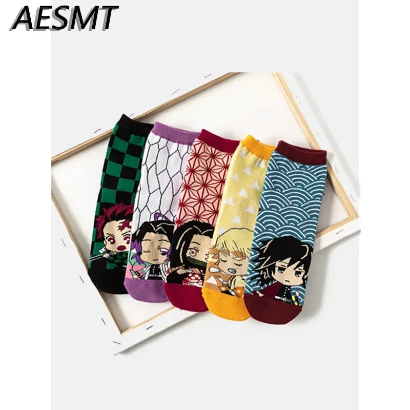 

5 Pcs Anime Kimetsu No Yaiba Socks Cosplay Prop Anime Kamado Tanjirou Nezuko Cartoons Cotton Sock Halloween Party