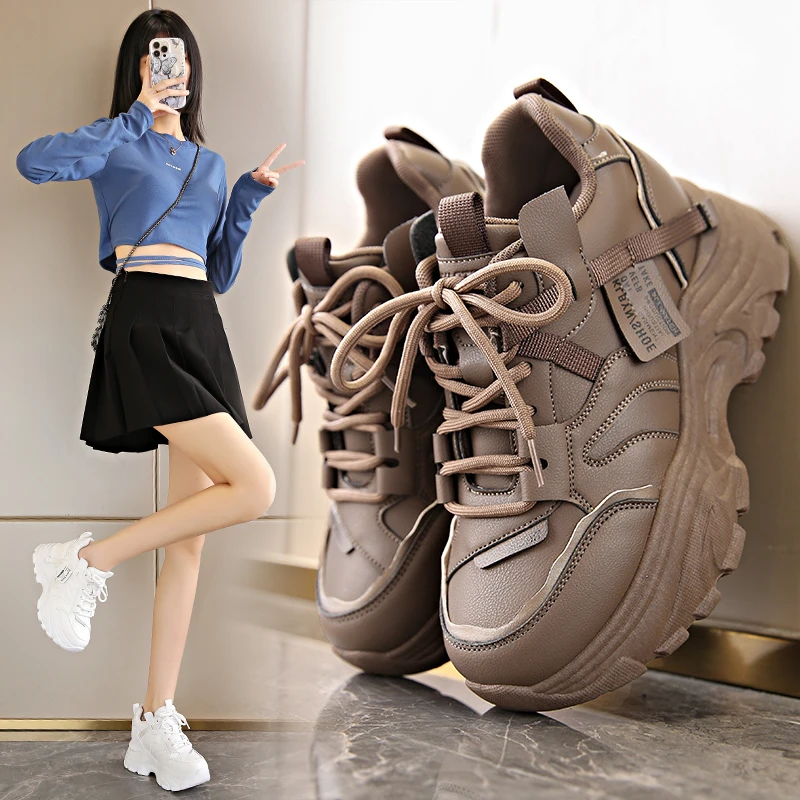 

Small and Tall Women's Shoes 2024 Autumn New Versatile Slimming Thick Sole Dad Shoes Leather Surface Casual Sports Shoes 8831