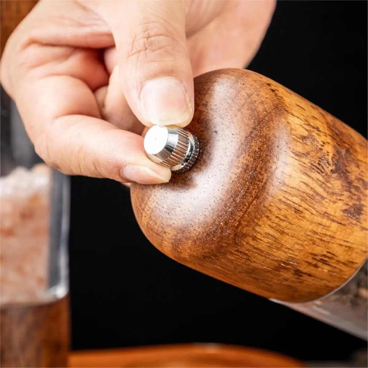 update. 8 in Manual Salt and Pepper Grinder, Solid Wood Spice Shaker Mill with Base, Refillable Wooden Grinder for Kitchen Tools