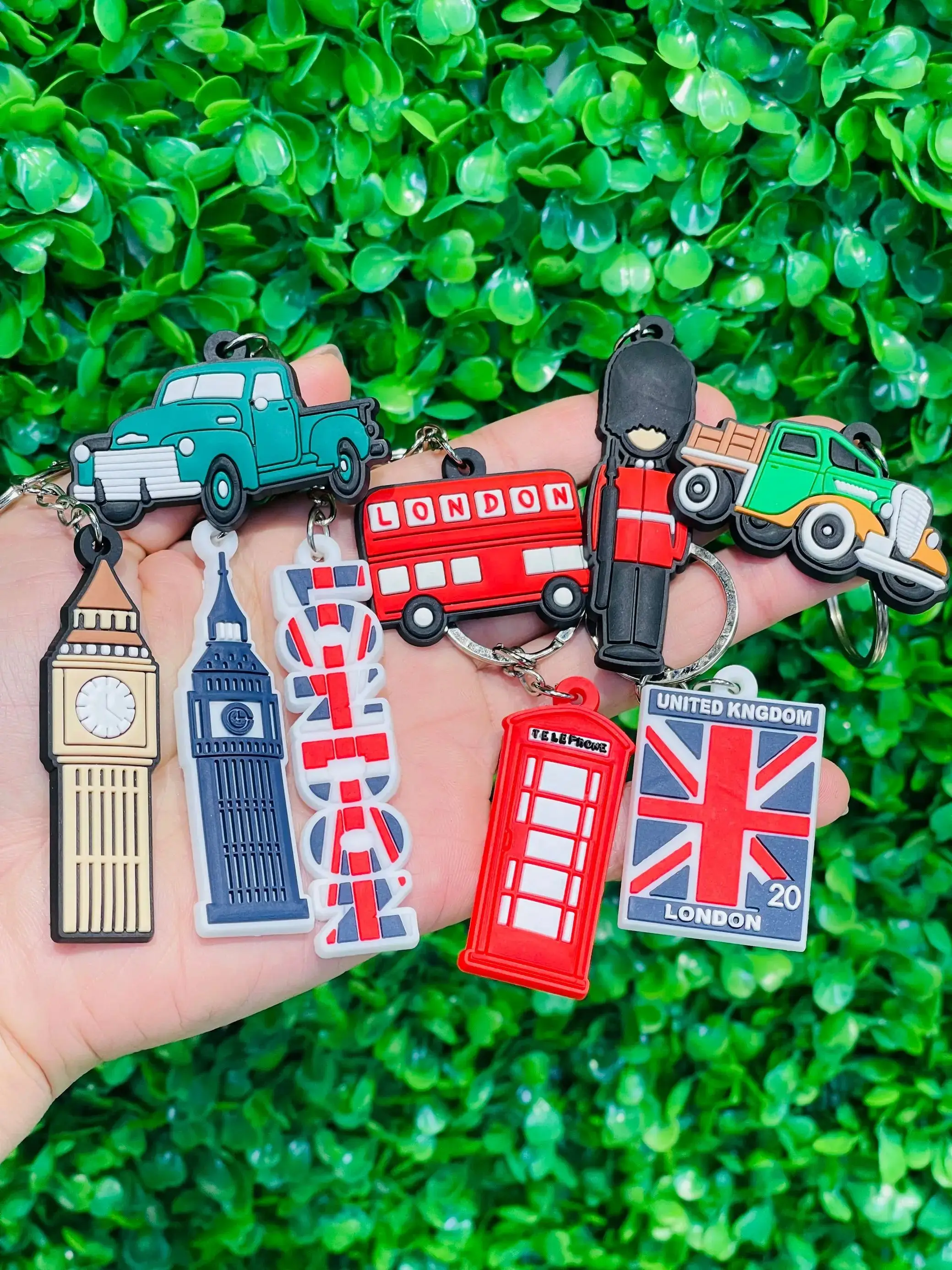 Porte-clés pour adultes, Bus à deux étages de londres, Big Ben, en PVC, décorations de voiture et de maison, bricolage, pendentif de sac pour enfants, breloques, 1 à 9 piÚces