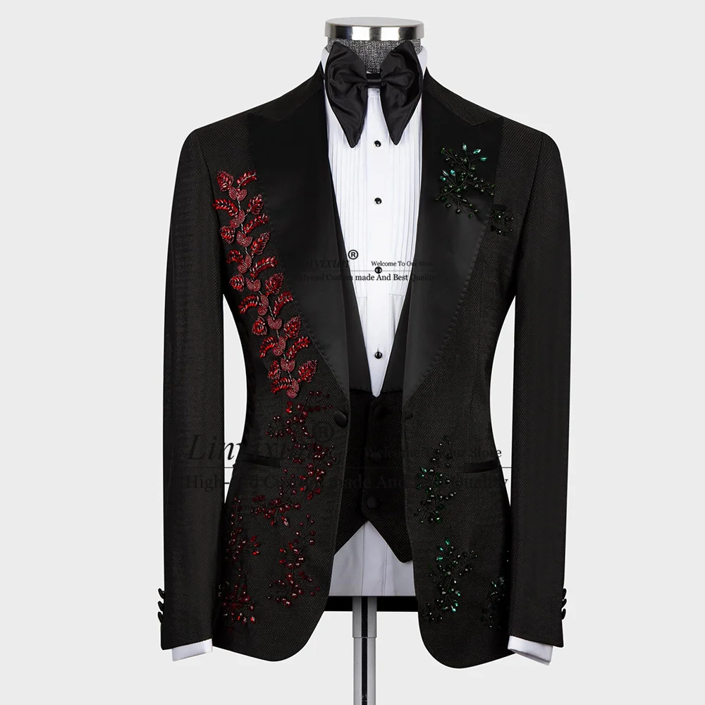 

Stylish Embroidered Jewelry Tuxedos Men Suits 3 PCS Groom Wedding Male Suit Blazers Pants Outfit Terno Masculino Completo