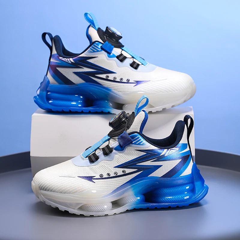 

A pair of children's four-season leather upper sports shoes, soft, comfortable, wear-resistant running shoes,sizes 28-39，JY-L555