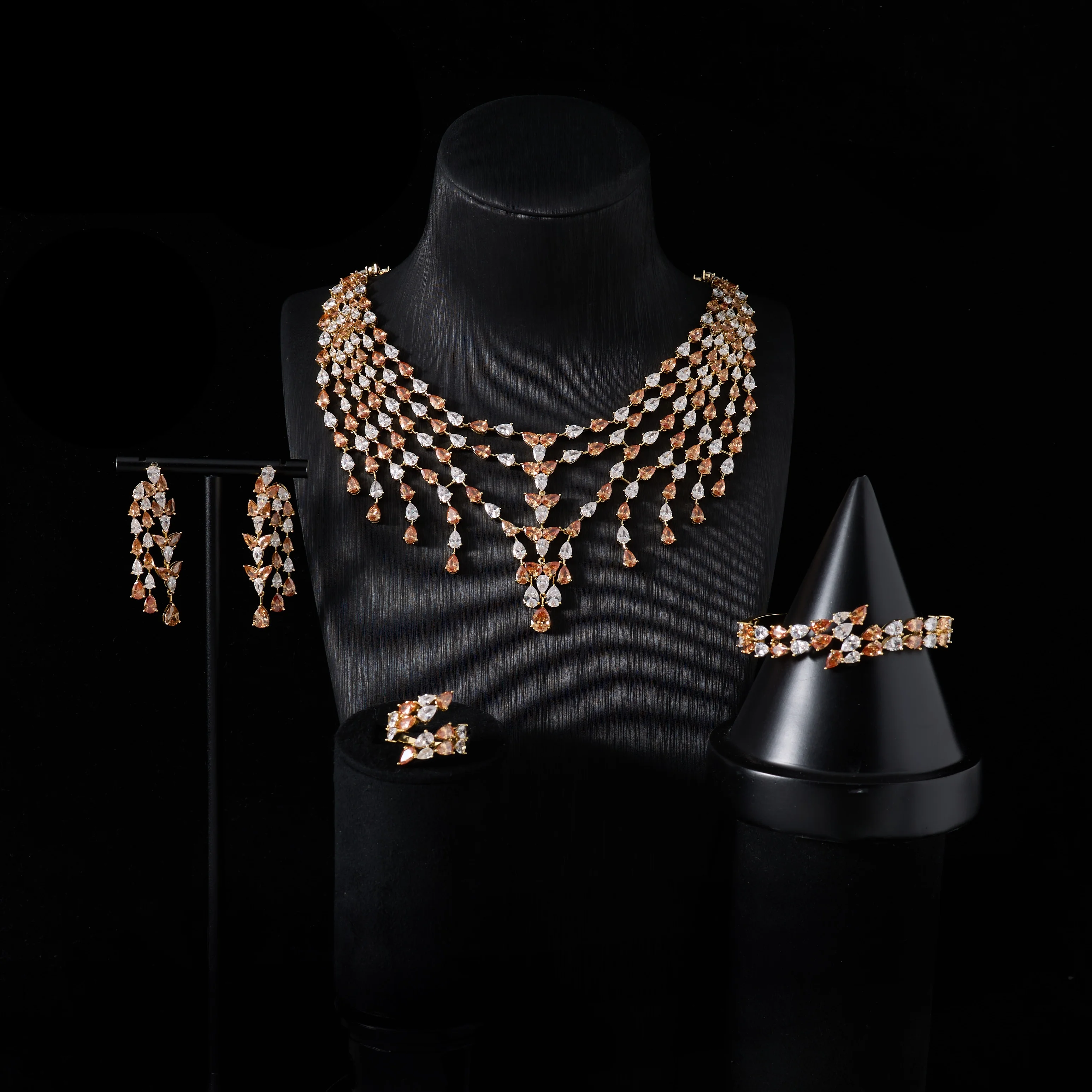 Luxury Color Cubic Zirconia Big Jewelry Set for Women Elegant High-Quality Necklace And Jewelry Combo 241202
