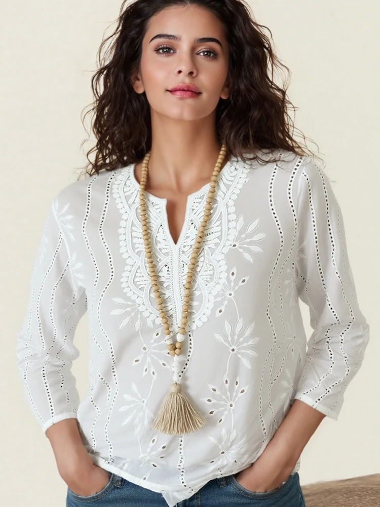 2025 Autumn New Loose V-neck Blouse Elegant Commuting Embroidered Lace Long Sleeve White Top Casual Hollow Women's Shirt 653