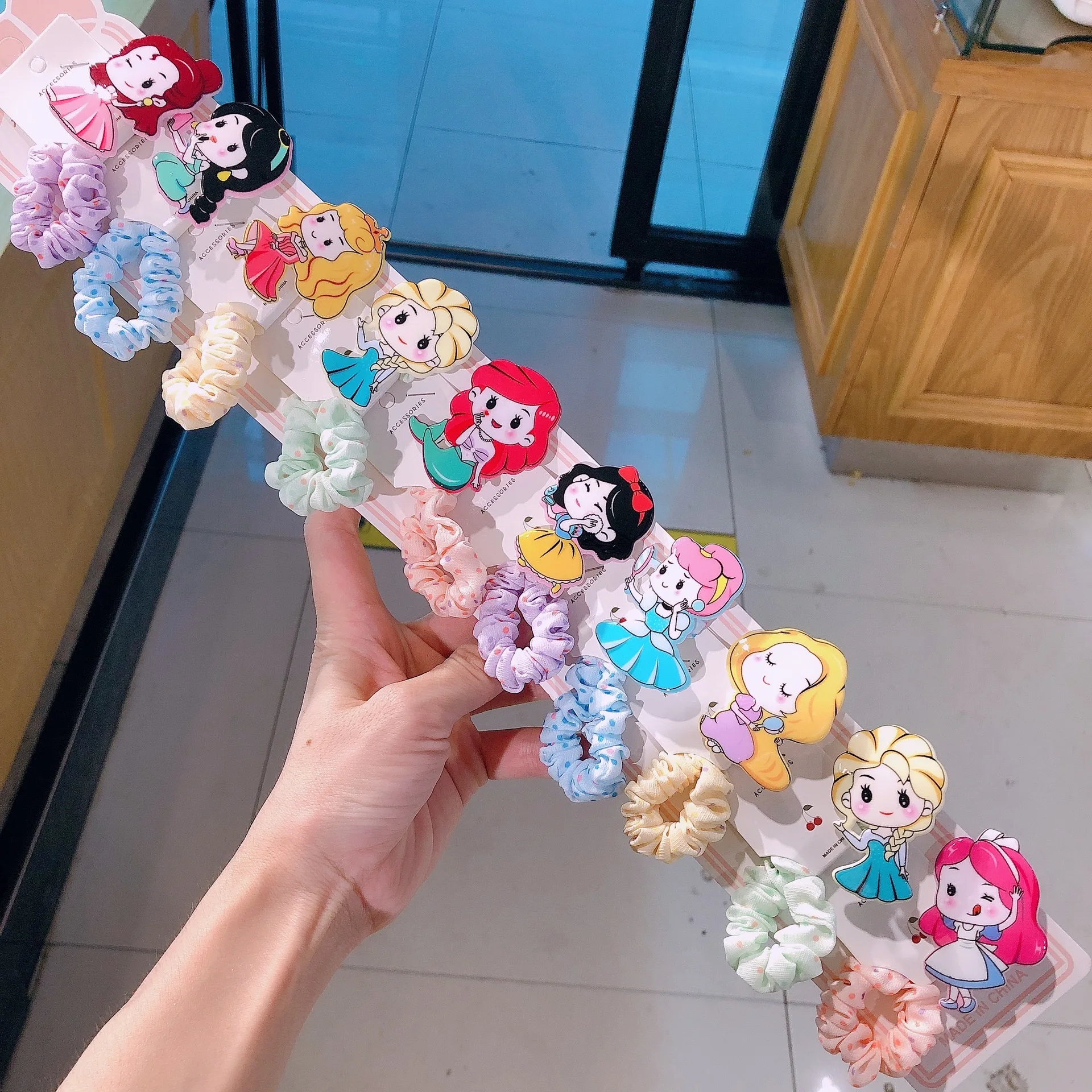 

10Pcs Princess Elsa Leather Band Cartoon Cute Q Version Mermaid Small Intestine Ring Leather Band Girls Pink Hair Rope Girl Gift
