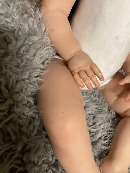 St.Store maßgeschneidertes 28-Zoll-Reborn-Baby Katie Marie mit handgewurzeltem Haar, DIY-Teil, Weihnachtsgeschenk