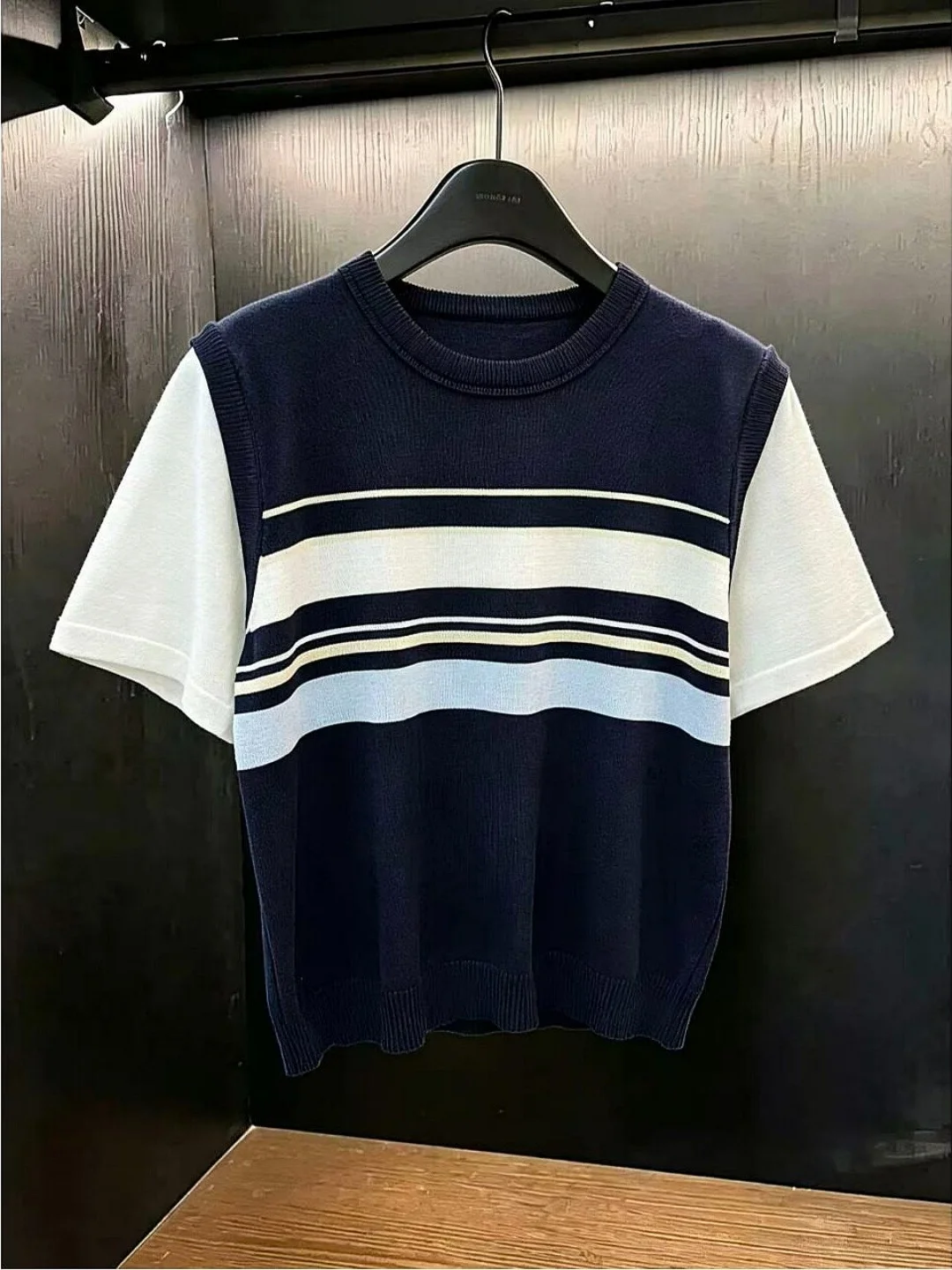 

Summer New Korean Style Striped Splicing Short Sleeve Knitted Women's Fashion Fake Two-Piece round Neck Versatile Top Chic