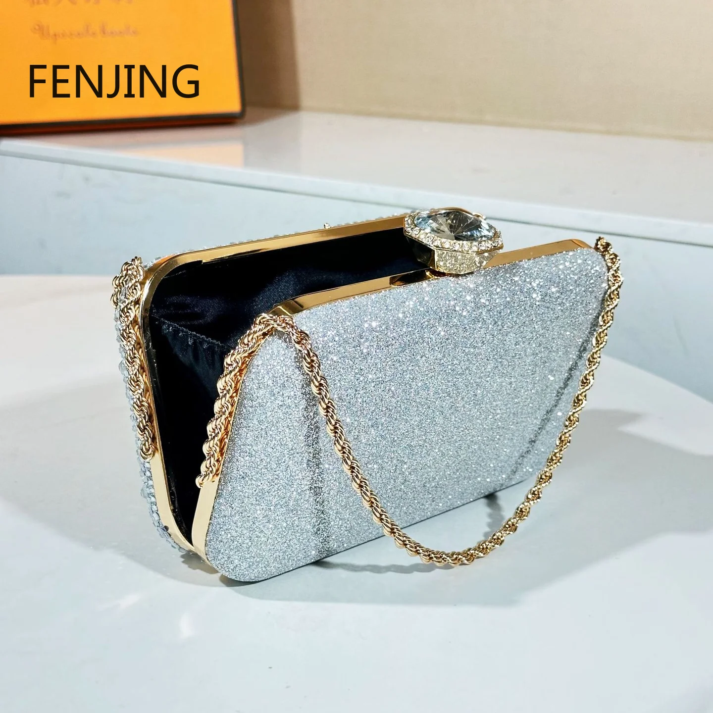 Fashion Luxury Sequin Clutches for Women 2024 New Designer Evening Bags Small Purse Prom Party Chain Shoulder Bag Handbag Bolso