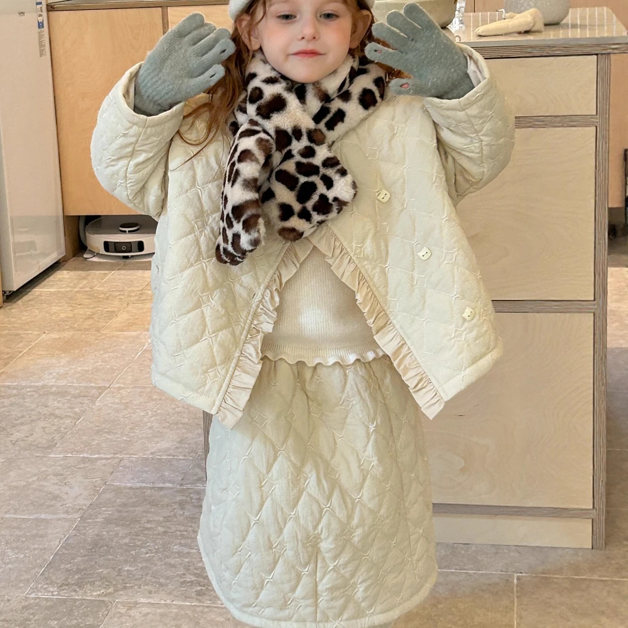 

Girls Suit 2025 Autumn and Winter New Children's Clothes Girls Baby Lace Quilted Cotton Dress Half Skirt Two Sets Casual Simple