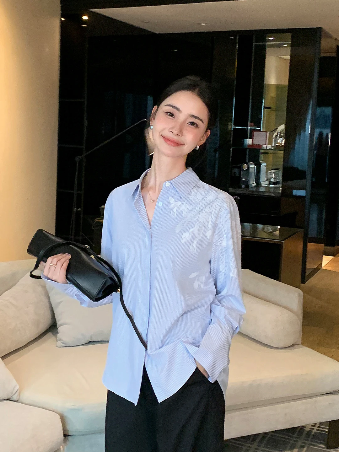 

Maven Lin lectual Sle Classic Blue White Stripes Long Sve Loose irt Women's Floral Print irt Polyester Bamboo F...