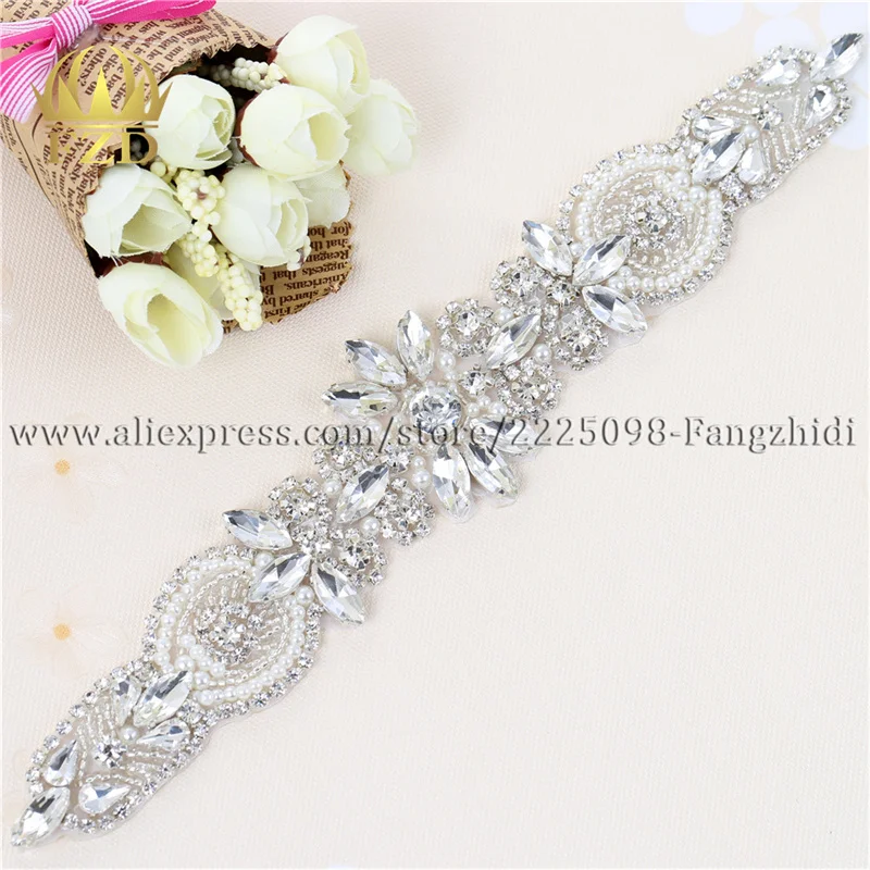 (1PEIECE) Handmade Beaded Sew On Hot Fix Sliver Clear Bling Rhinestone Crystal Wedding Sash Applique for Bridal Belt Wristbands