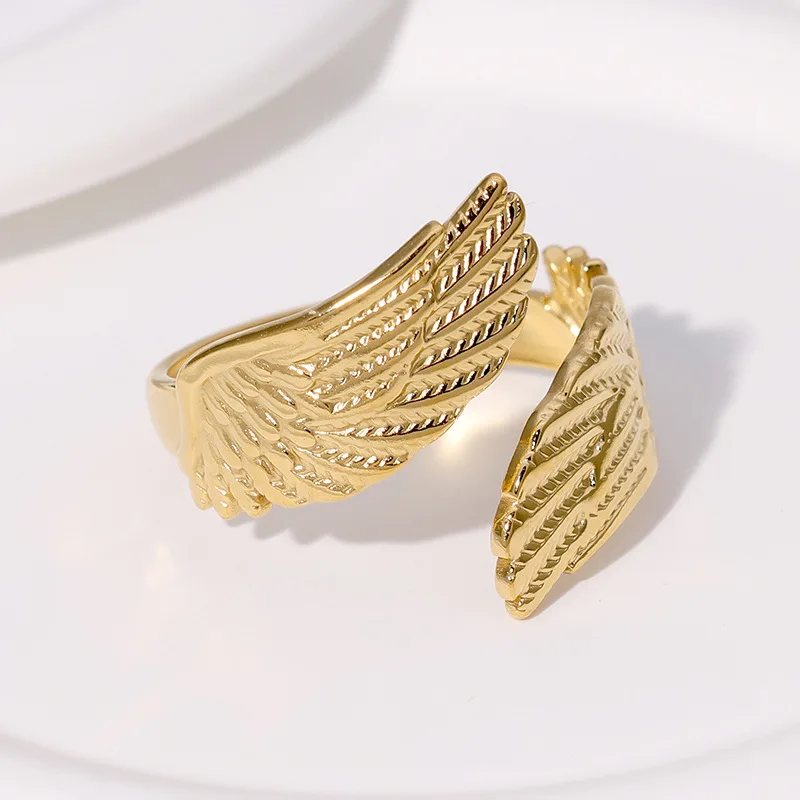 Palace Style Rings Feather Eye Pattern Gold-Plating Jewelry For Woman Stackable Open Stainless Steel Ring Valentine Day Gift