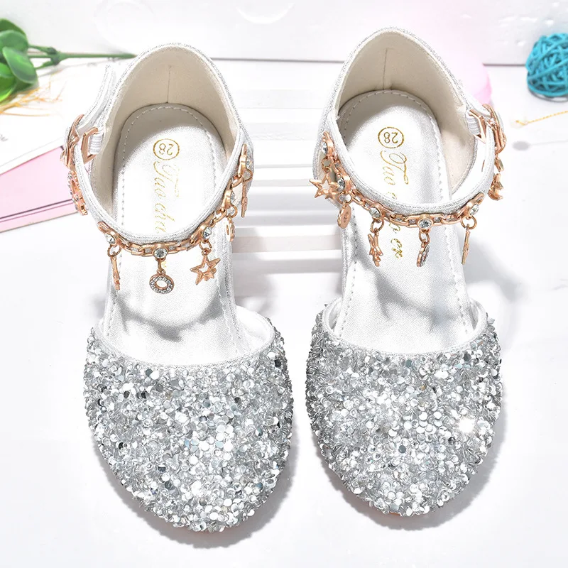 

Girls Princess Silver Performance Catwalk Show Children High Heels Crystal Sequin Sandals for Girls Kids Piano Dance Party Shoes