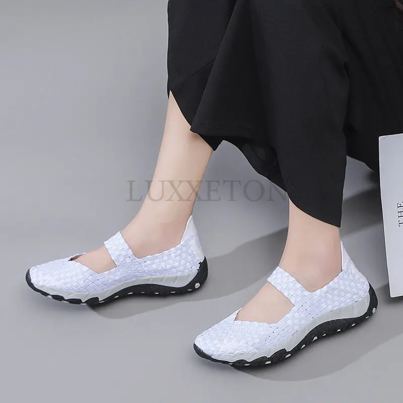 Casual Shoes Woman Sneakers Summer Flat Shoes Breathable Mesh Women Vulcanize Shoes Soft Bottom Women woven Shoes