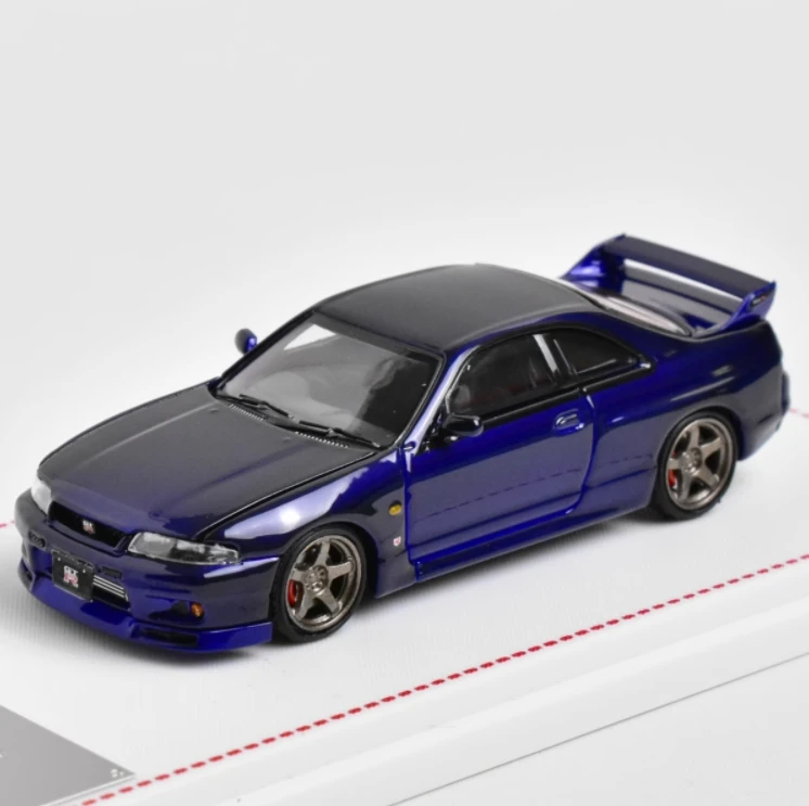 

Focal Horizon FH 1:64 nissan GTR R33 Skyline Open Front Cover Car Model