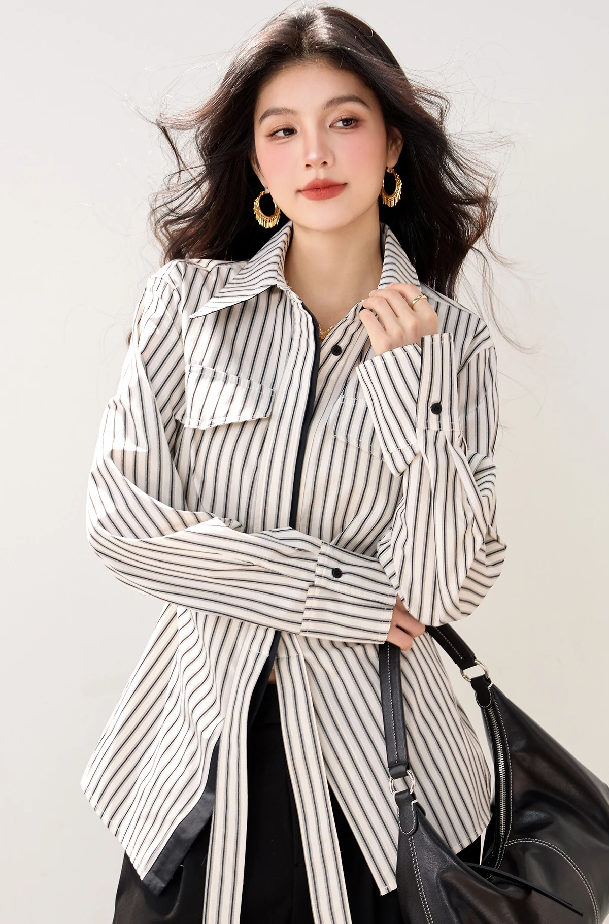 

Женская рубашка-блузка свободного кроя с вертикальными полосками, на одной пуговице, с длинными рукавами, оверсайз, весна-лето 2026