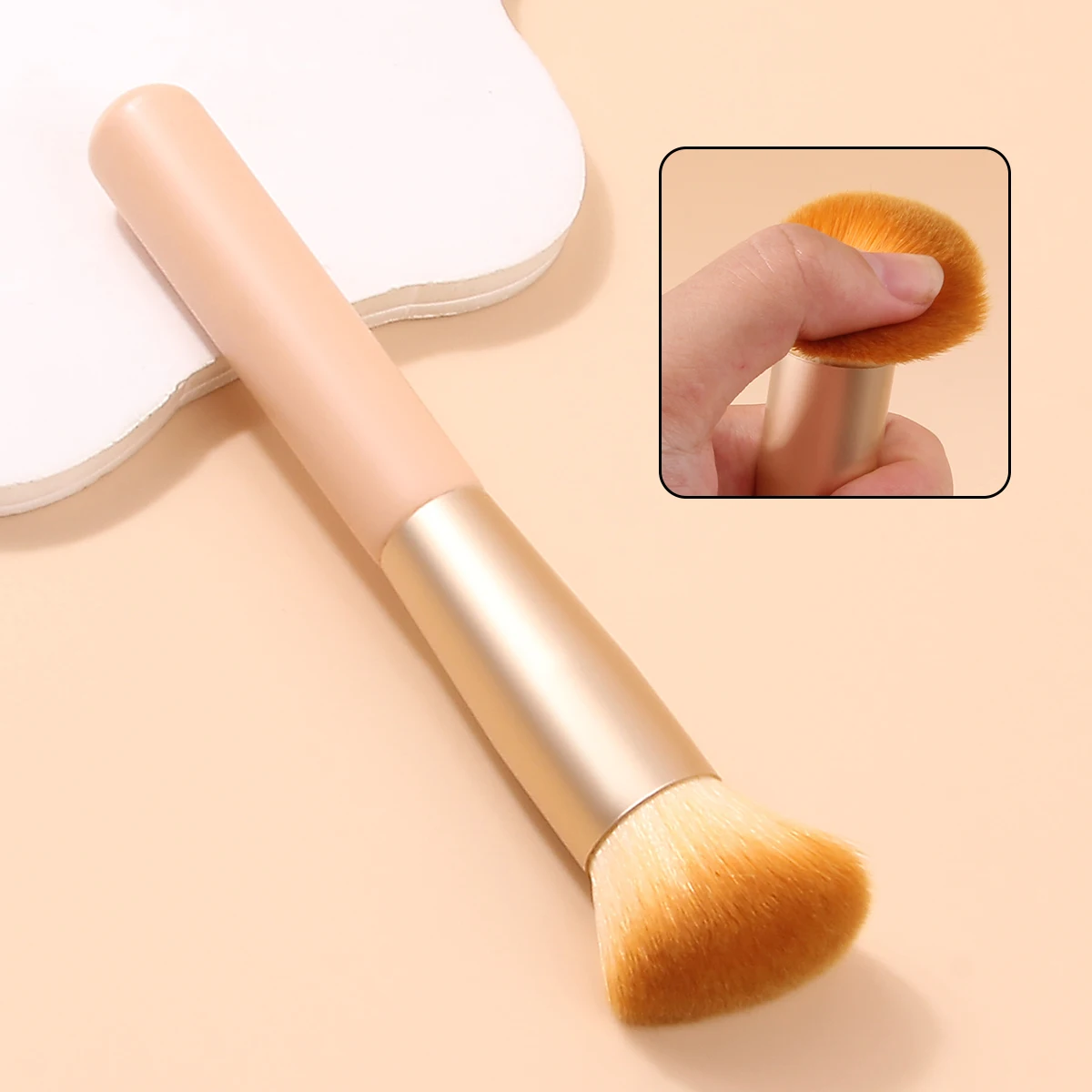 Single angled soft bristle makeup brush, professional facial foundation, blush and contouring, multi-functional beauty tool