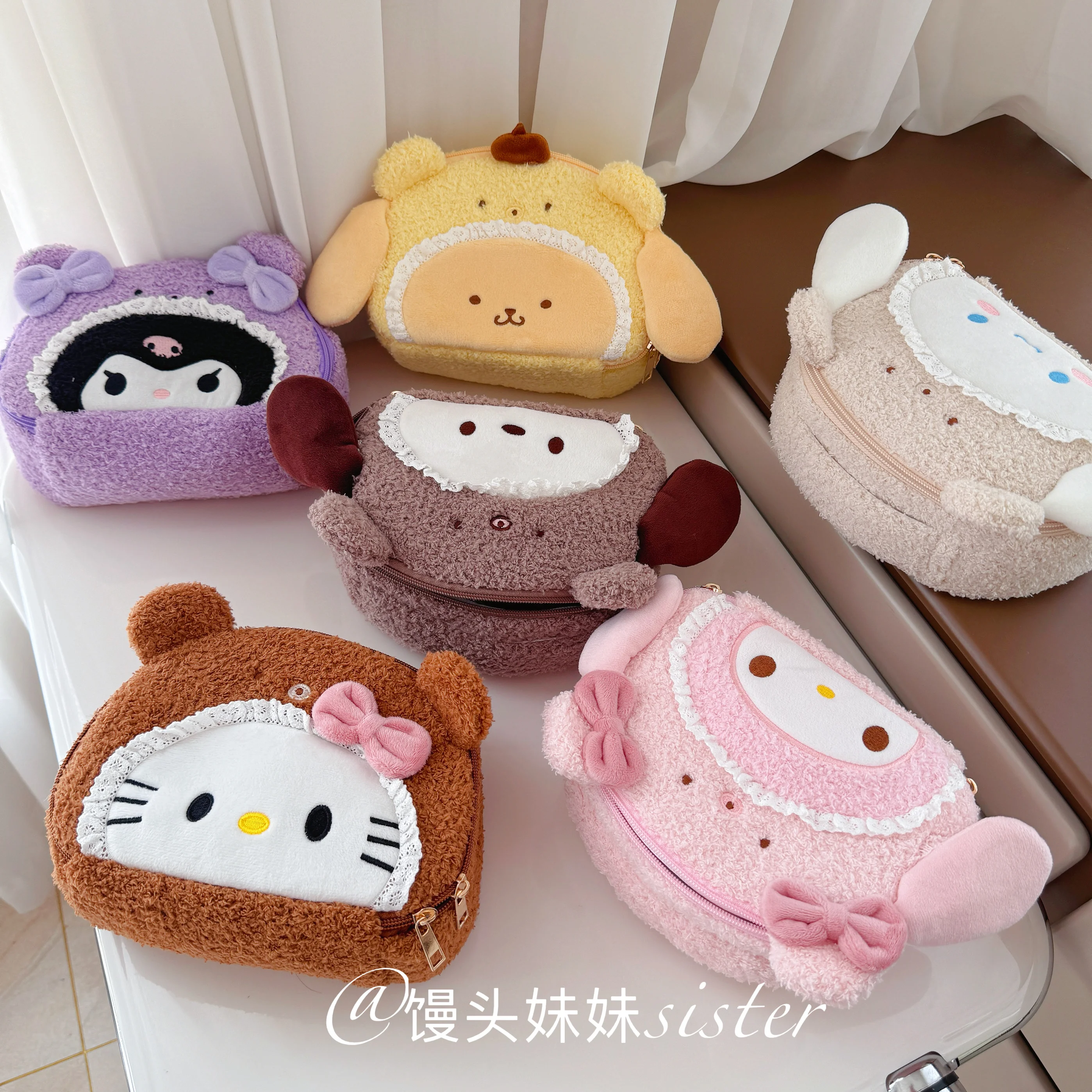 Sanrio Cinnamoroll Cosmetic Bag Kuromi My Melody Hello Kitty Plush Bag Large Capacity Pochacco Travel Cosmetics Storage Bag Gift