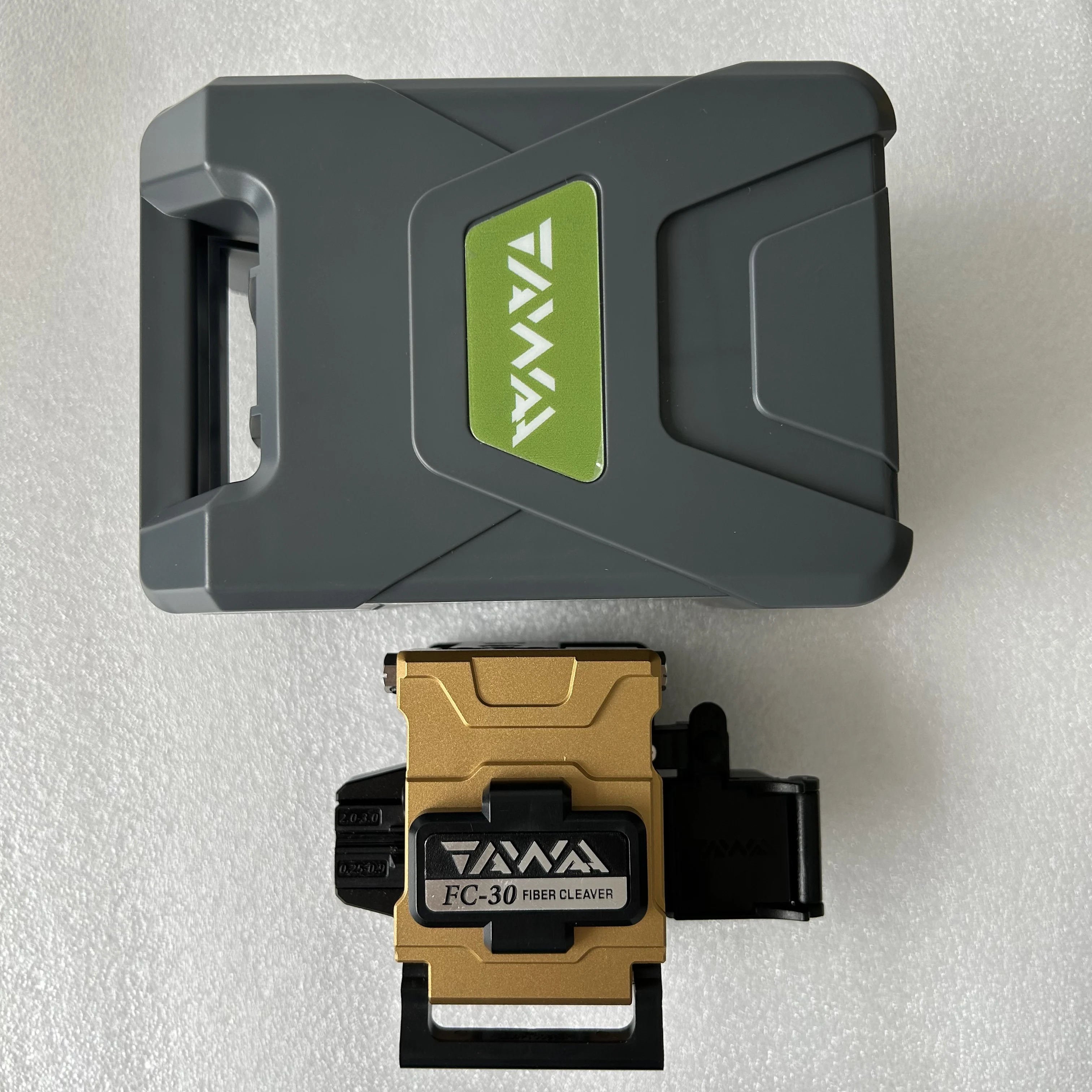 

Original TAWAA FC-30 Optical Fiber Cleaver Double Fixture Fiber Cutter Cleaver Fiber Optik Fiber Optic Cleaver Optical Fiber