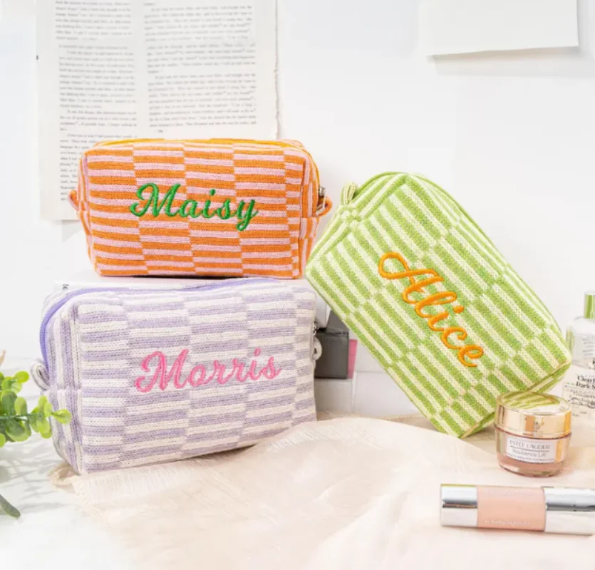 

Personalized Checkered Makeup Bag ,Custom Wedding Name Cosmetic bag, Checkered Pouch, Bridesmaid Gifts, Bach Party, Gift for Her
