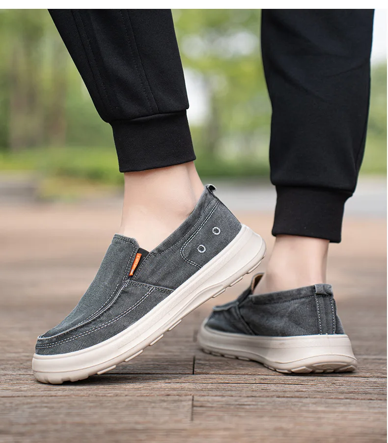 Herren-Slipper aus Canvas, lässige Schuhe, weiches Denim-Obermaterial, atmungsaktives Baumwollfutter, rutschfeste, dicke Sohle, bequeme Loafer zum Gehen. – Detail 16