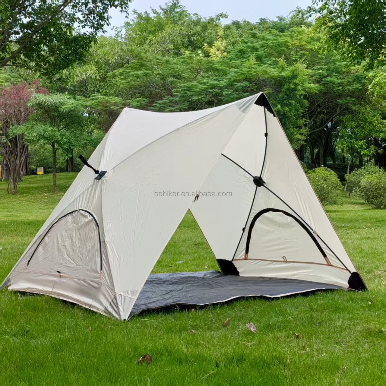 

Popular One-Bedroom Summer Auto Open Beach Tent Fast Waterproof Polyester Sunshade Fiberglass Design Sun Shelter 1-2 Person