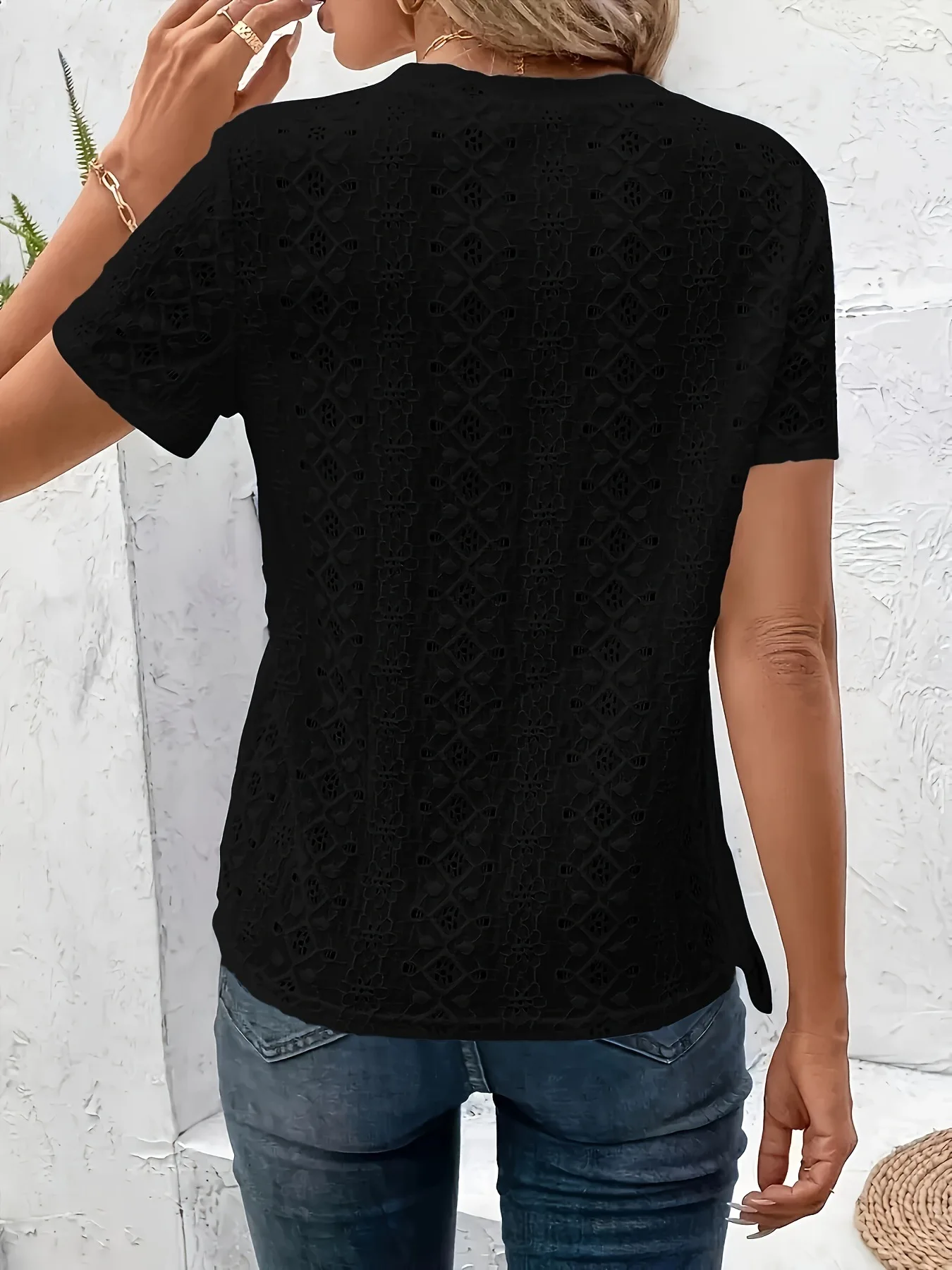 Neues Sommer-T-Shirt für Damen mit Rundhalsausschnitt und Schnürung, kurzärmelig, lässig, vielseitig, einfarbig, lockere Passform, schlankmachendes Oberteil – Detail 2