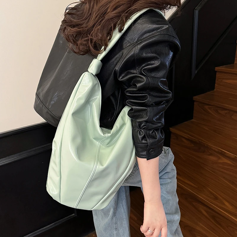 حقيبة يد نسائية كلاسيكية من الجلد الفاخر بتصميم كلاسيكي على الكتف حقيبة يد أنيقة لملابس يومية أنيقة