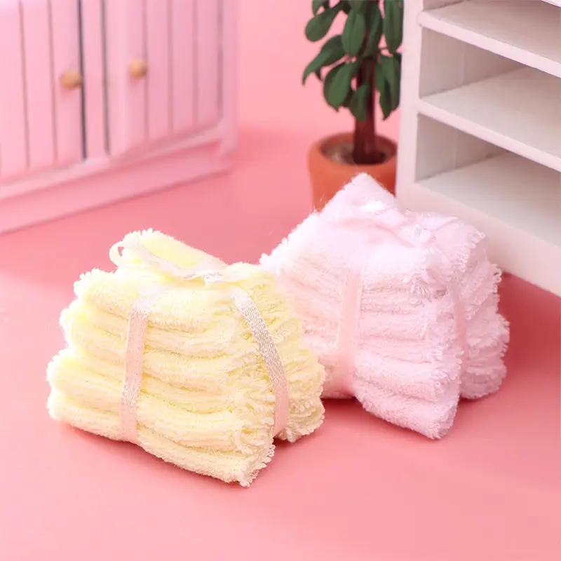 1Set 1:12 Dollhouse Miniature Towel Bath Towel Washcloth Bathroom Supplies Model Toys DIY DollHouse Home Scene Decor Accessories