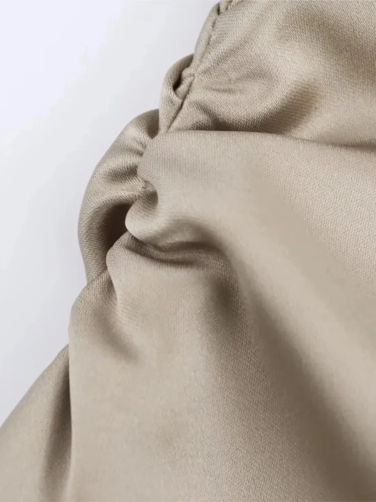 فستان أنيق من الساتان للنساء موضة مطوي مثير بدون أكمام فساتين طويلة 2025 صيف جديد عتيق سادة نحيف للحفلات المسائية