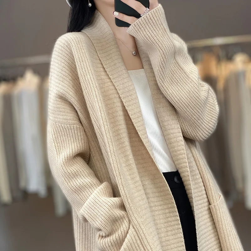 Casual loose fitting cardigan 100% Australian wool women's V-neck sweater Long sleeved new knitted autumn and winter overcoat