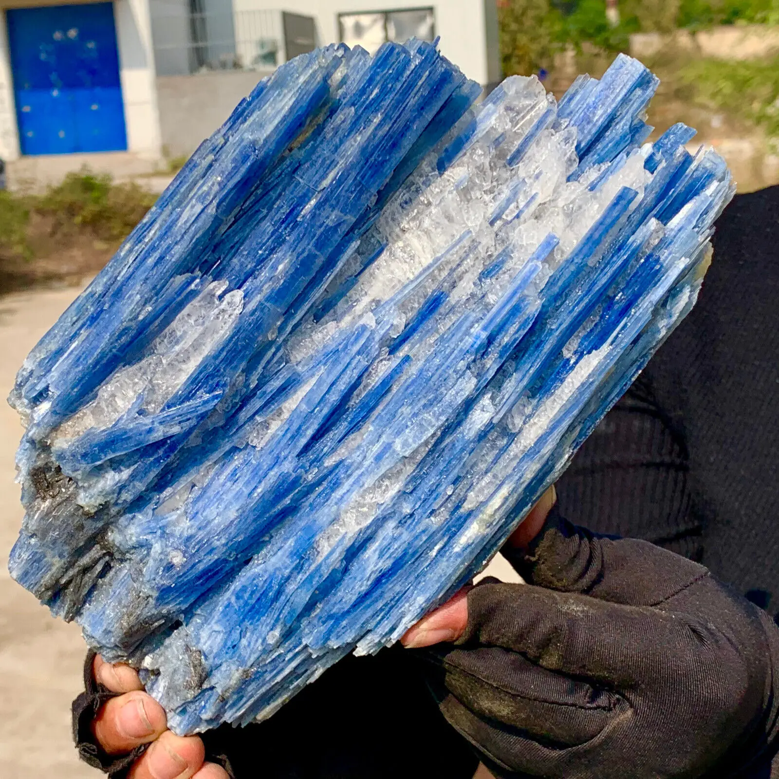 

Natural Kyanite Raw Stone Decoration Crystal Raw Stones Decoration Mineral Stone TeachingSpecimen Factory Wholesale