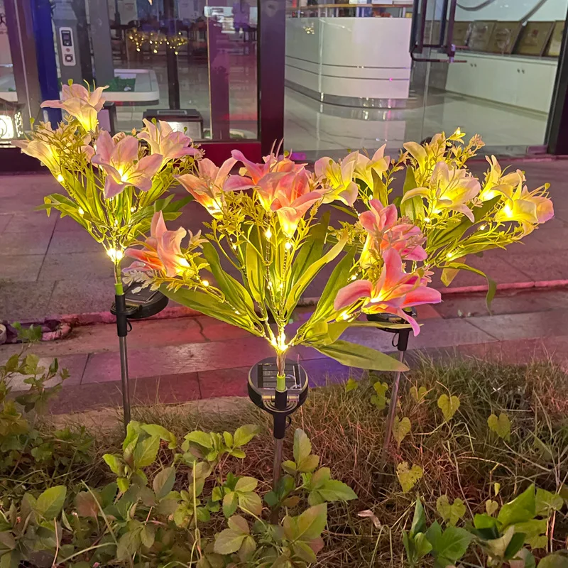 Solar 7 Head Lily Lights Outdoor Garden Garden Decoration Lawn Landscape LED Simulation Flower Lighting