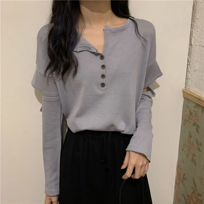 Spring Hole Long Sleeve Bottoming Shirt Women 2024 Streetwear 0-Neck Loose T-Shirt Woman Fashion Button Thin Striped Knitwear