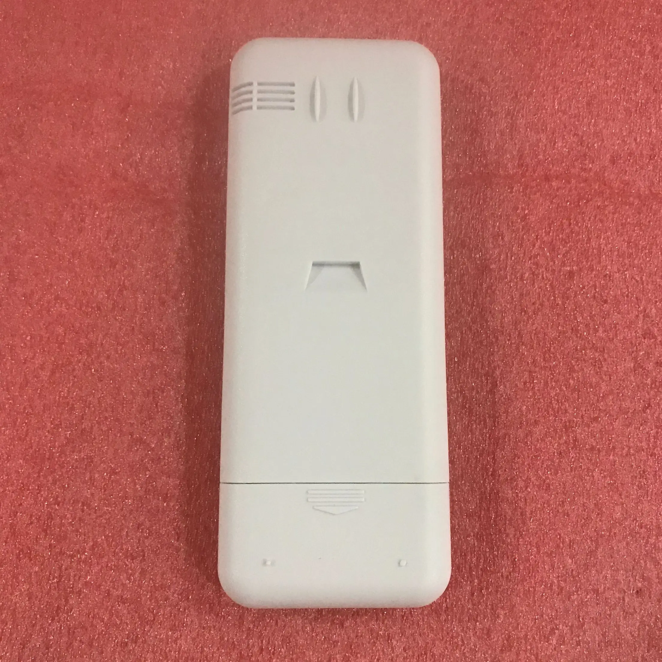 Remote control TMC311B is suitable for TICA air conditioners (only the buttons have the same appearance)